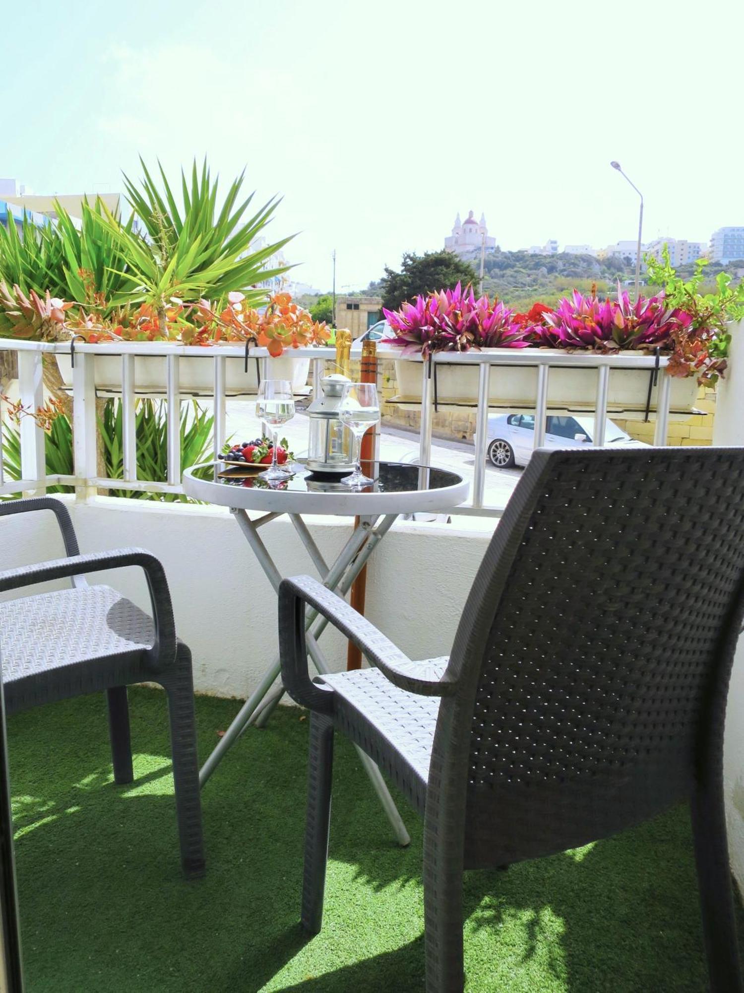 Close To Beach Unique & Cozy Apartment 3 Balconies Country Views Mellieħa Exterior foto